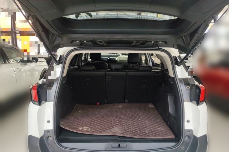 Used Peugeot 5008 2023 400THP True Love Edition 5-seater Trunk