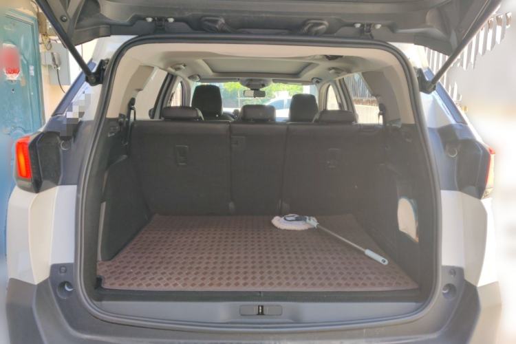 Used Peugeot 5008 2023 400THP True Love Edition 5-seater Trunk
