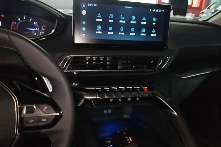 Used Peugeot 5008 2025 Luxury Edition Audio And AC Panel