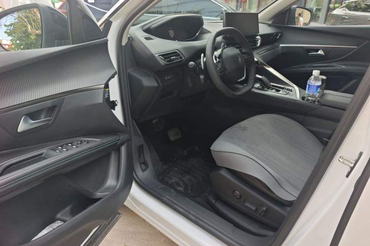 Used Peugeot 5008 2025 Flagship Edition Driver Seat