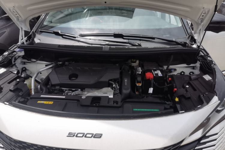 Used Peugeot 5008 2025 Flagship Edition Engine Bay