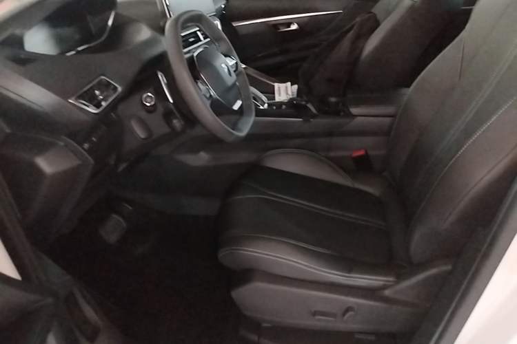 Used Peugeot 5008 2025 Luxury Edition Left Front Seat