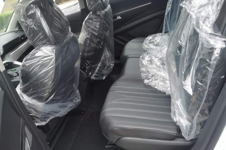 Used Peugeot 5008 2025 Flagship Edition Left Rear Seat