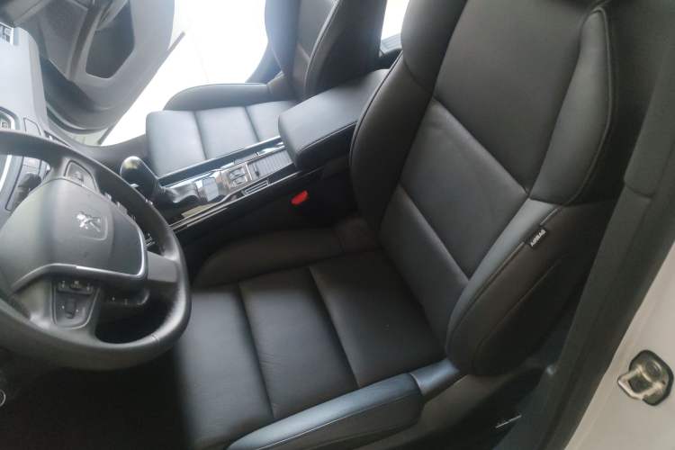 Used Peugeot 508 2015 1.6THP Automatic Prestige Edition Left Front Seat