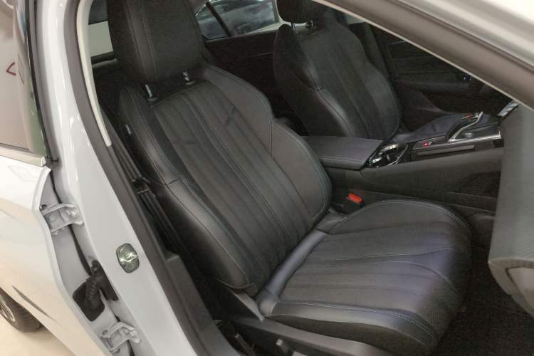 Used Peugeot 508 2023 508L 400THP Driving Flagship Edition Right Front Seat