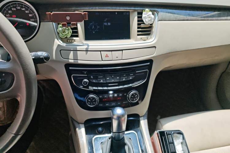 Used Peugeot 508 2011 2.3L Automatic Flagship Edition Audio And AC Panel