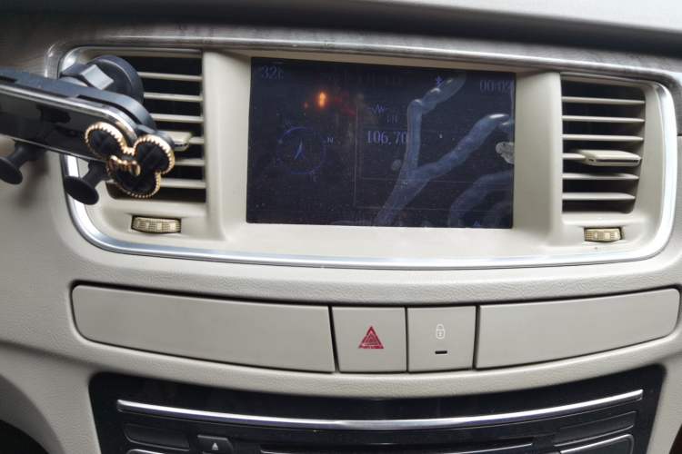 Used Peugeot 508 2011 2.3L Automatic Flagship Edition Audio And AC Panel