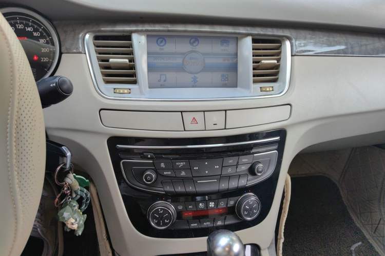 Used Peugeot 508 2011 2.3L Automatic Classic Edition Audio And AC Panel