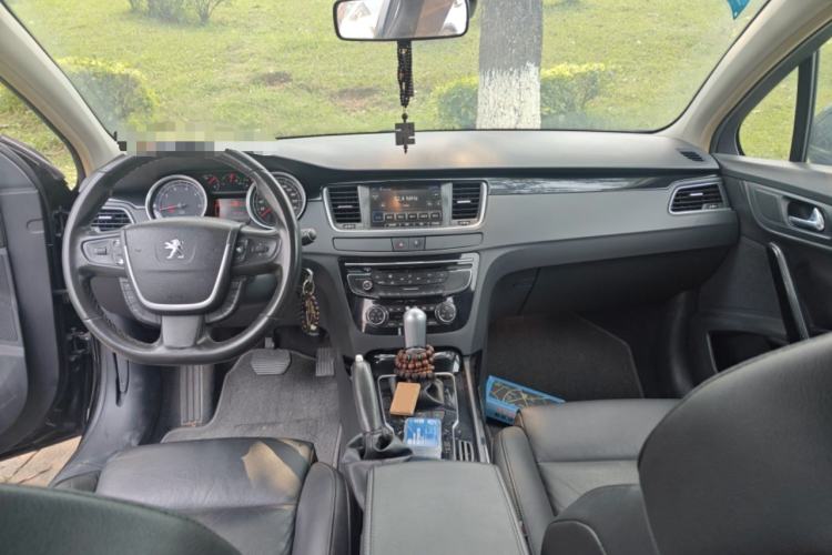 Used Peugeot 508 2011 2.3L Automatic Luxury Edition Center Console