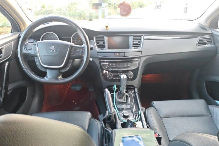 Used Peugeot 508 2011 2.3L Automatic Luxury Edition Center Console
