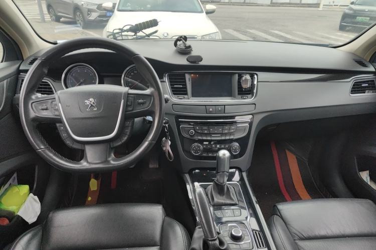 Used Peugeot 508 2011 2.3L Automatic Luxury Edition Center Console