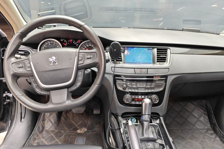 Used Peugeot 508 2011 2.3L Automatic Flagship Edition Center Console