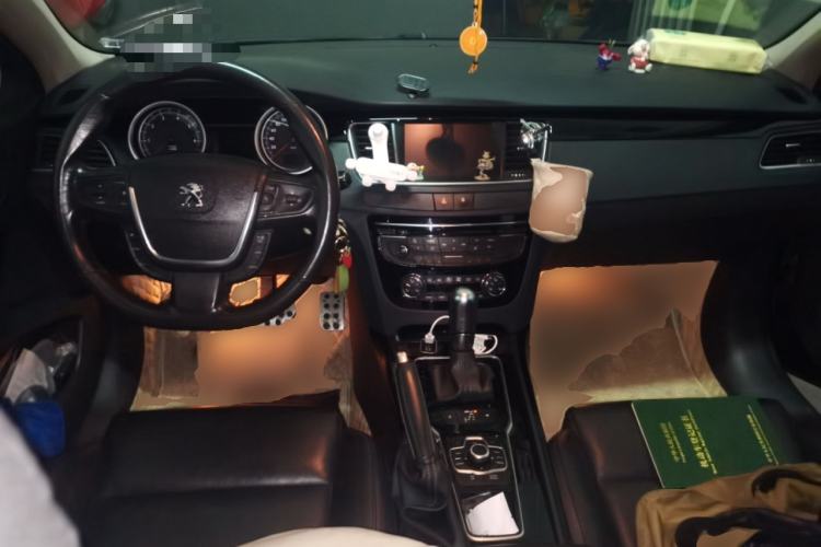 Used Peugeot 508 2011 2.3L Automatic Luxury Edition Center Console