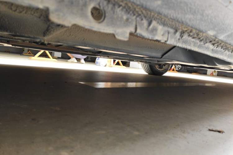 Used Peugeot 508 2011 2.3L Automatic Flagship Edition Chassis Front Left