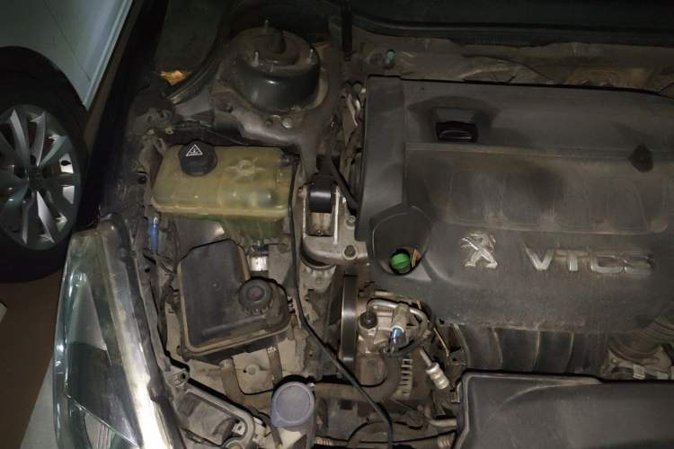 Used Peugeot 508 2011 2.3L Automatic Flagship Edition Engine Bay Right