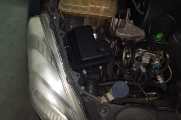 Used Peugeot 508 2011 2.3L Automatic Luxury Edition Engine Bay Right