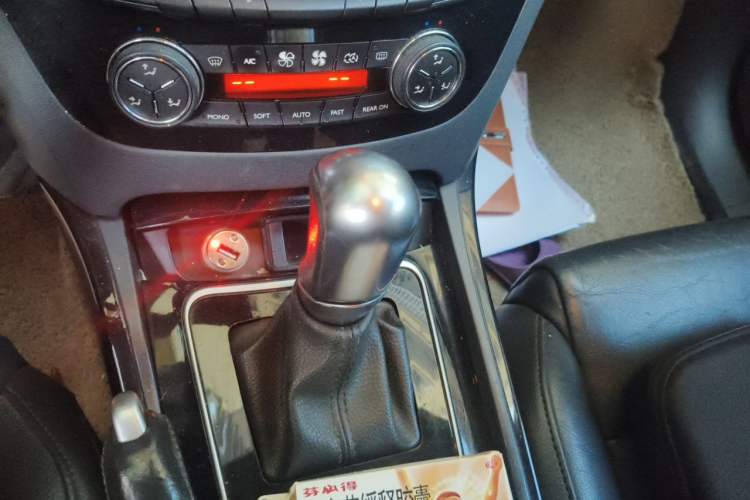 Used Peugeot 508 2011 2.3L Automatic Luxury Edition Gear Lever