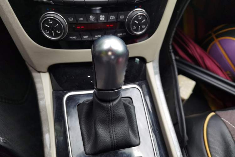 Used Peugeot 508 2011 2.3L Automatic Flagship Edition Gear Lever