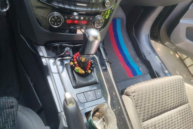 Used Peugeot 508 2011 2.3L Automatic Classic Edition Gear Lever