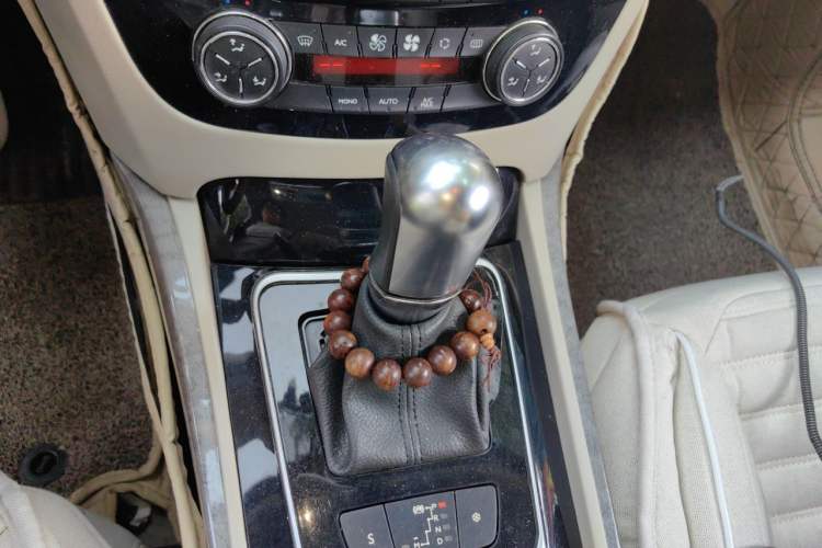 Used Peugeot 508 2011 2.3L Automatic Classic Edition Gear Lever