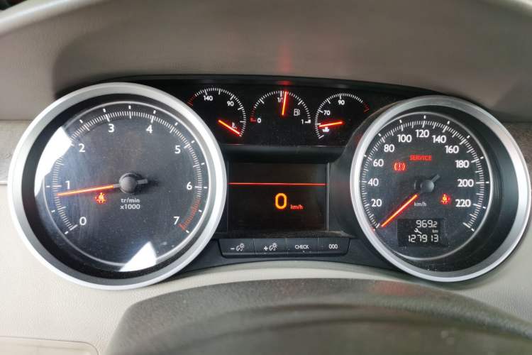 Used Peugeot 508 2011 2.0L Manual Classic Edition Instrument Cluster