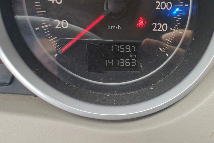 Used Peugeot 508 2011 2.3L Automatic Flagship Edition Odometer Close Up