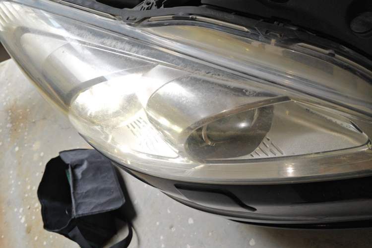 Used Peugeot 508 2011 2.3L Automatic Flagship Edition Right Front Headlight