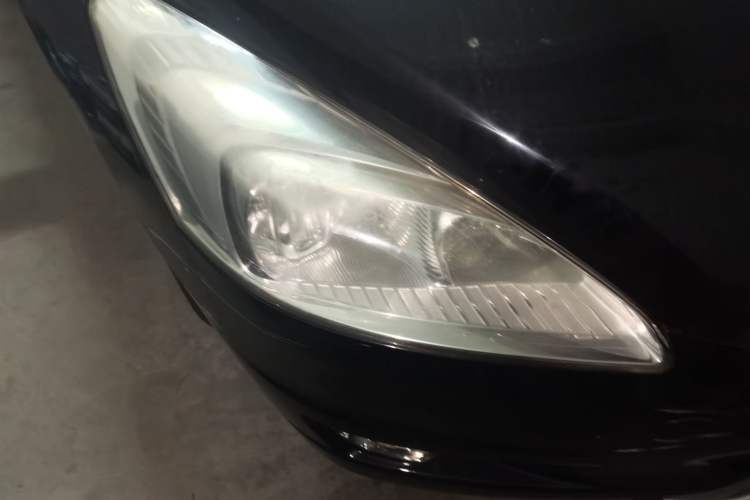Used Peugeot 508 2011 2.3L Automatic Luxury Edition Right Front Headlight