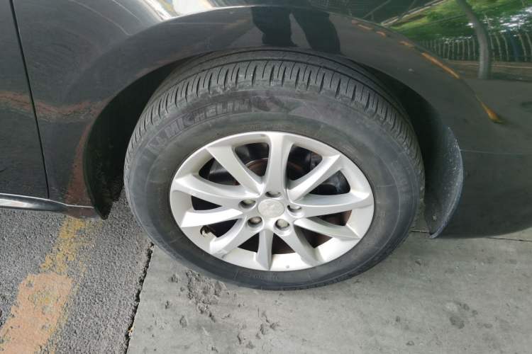 Used Peugeot 508 2011 2.0L Manual Classic Edition Right Front Wheel Hub