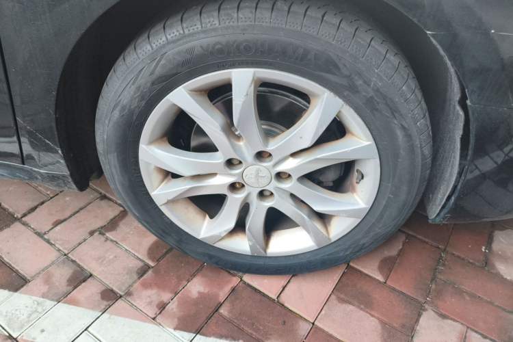 Used Peugeot 508 2011 2.3L Automatic Flagship Edition Right Front Wheel Hub