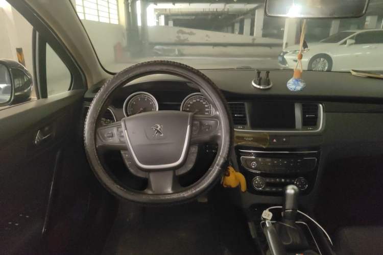 Used Peugeot 508 2011 2.3L Automatic Luxury Edition Steering Wheel
