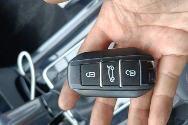 Used Peugeot 508 2011 2.3L Automatic Flagship Edition Vehicle Key