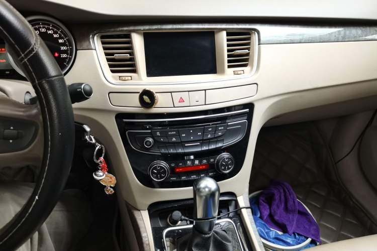 Used Peugeot 508 2011 2.3L Automatic Luxury Edition Audio And AC Panel