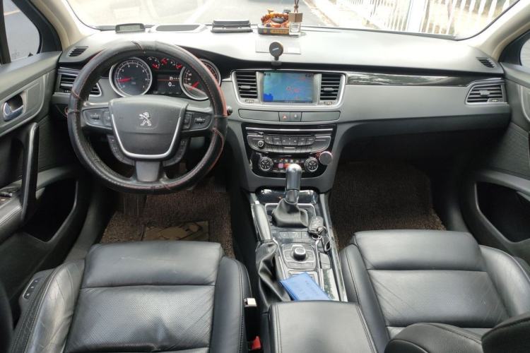 Used Peugeot 508 2011 2.3L Automatic Classic Edition Center Console