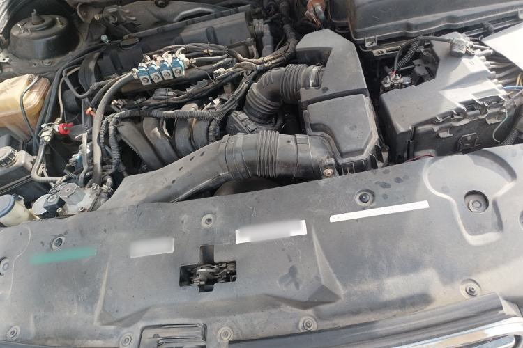 Used Peugeot 508 2011 2.0L Manual Classic Edition Engine Bay