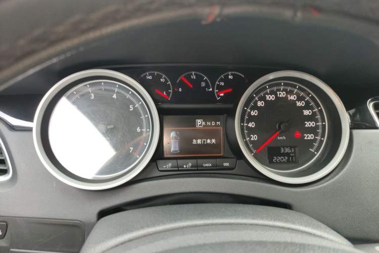 Used Peugeot 508 2011 2.3L Automatic Classic Edition Instrument Cluster