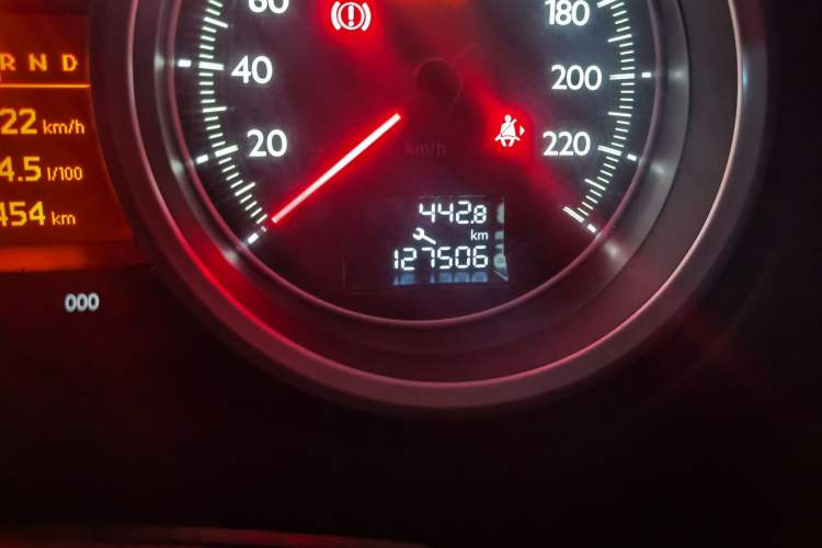 Used Peugeot 508 2011 2.3L Automatic Classic Edition Odometer Close Up