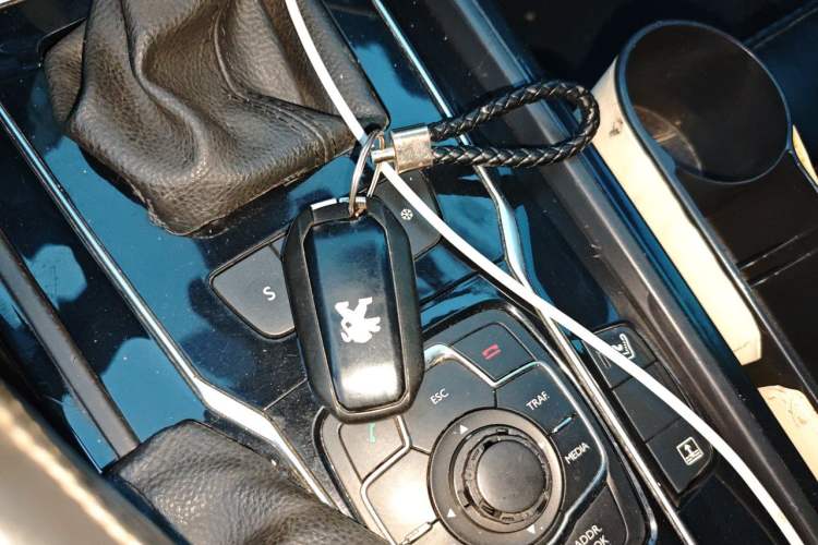 Used Peugeot 508 2011 2.3L Automatic Flagship Edition Vehicle Key