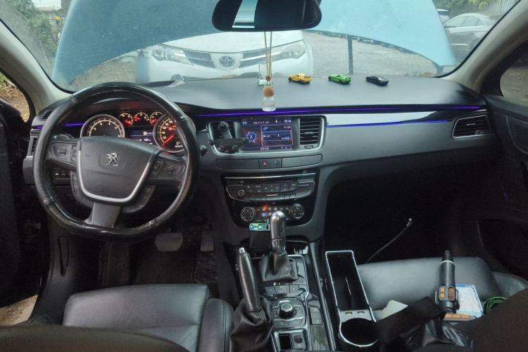 Used Peugeot 508 2011 2.3L Automatic Flagship Edition Center Console