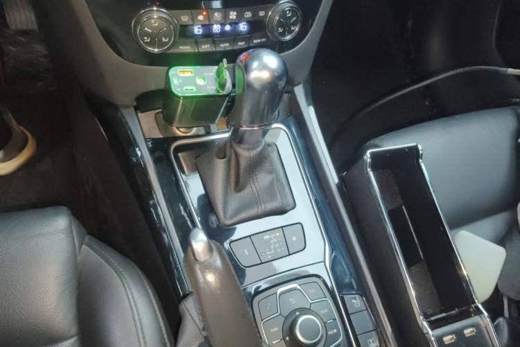 Used Peugeot 508 2011 2.3L Automatic Flagship Edition Gear Lever
