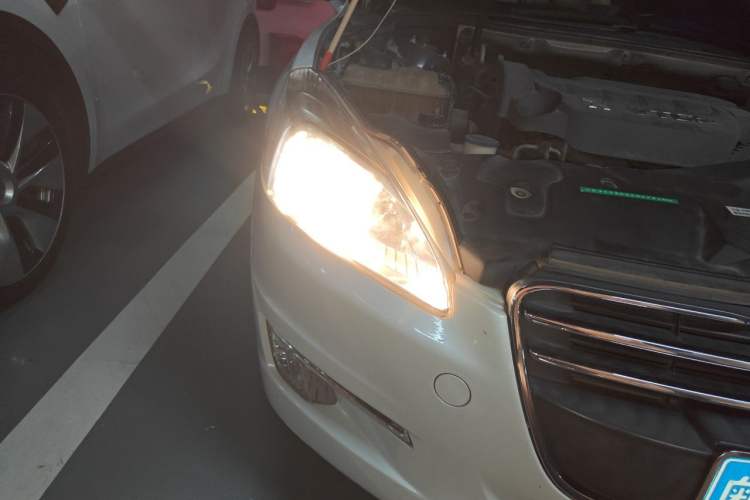 Used Peugeot 508 2011 2.3L Automatic Luxury Edition Right Front Headlight