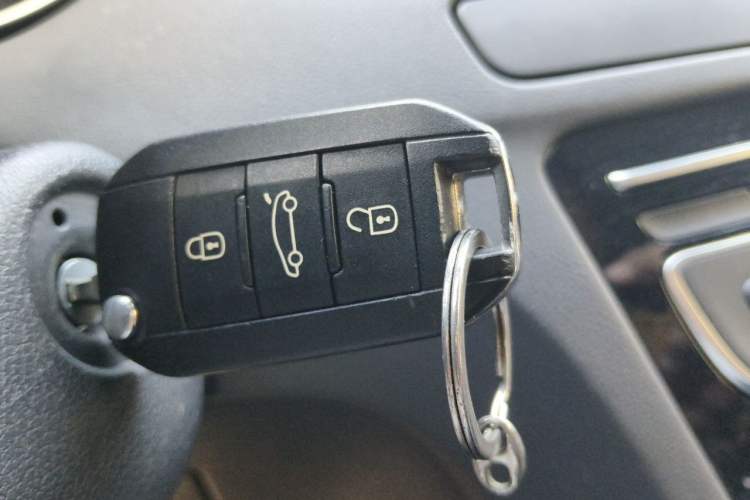 Used Peugeot 508 2011 2.3L Automatic Luxury Edition Vehicle Key