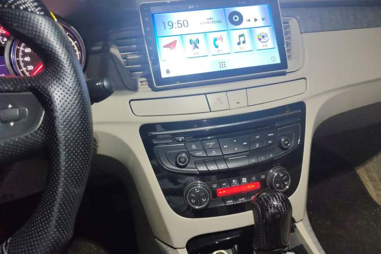 Used Peugeot 508 2011 2.3L Automatic Classic Edition Audio And AC Panel