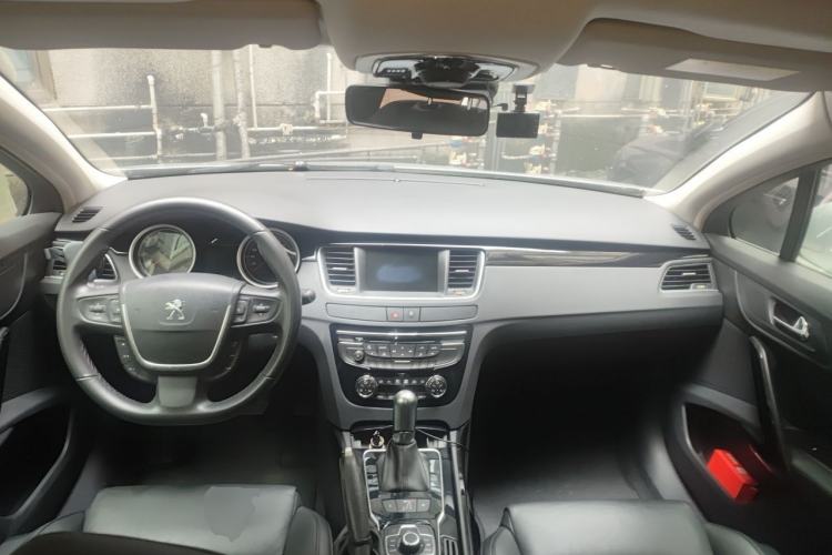 Used Peugeot 508 2011 2.3L Automatic Luxury Edition Center Console