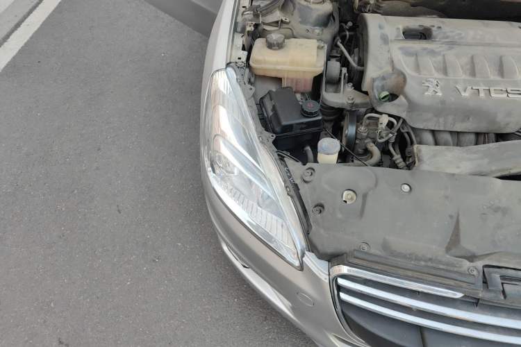 Used Peugeot 508 2011 2.3L Automatic Classic Edition Engine Bay Right