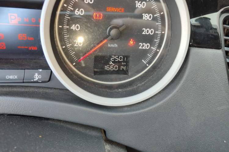 Used Peugeot 508 2011 2.3L Automatic Classic Edition Odometer Close Up