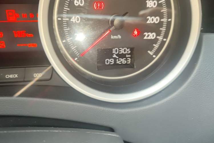 Used Peugeot 508 2011 2.3L Automatic Luxury Edition Odometer Close Up