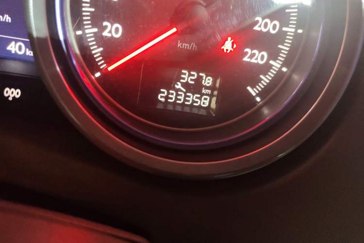 Used Peugeot 508 2011 2.3L Automatic Classic Edition Odometer Close Up