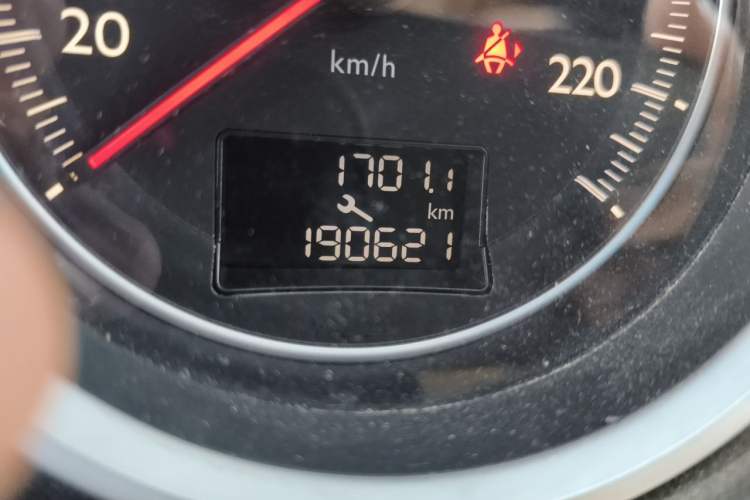 Used Peugeot 508 2011 2.3L Automatic Flagship Edition Odometer Close Up