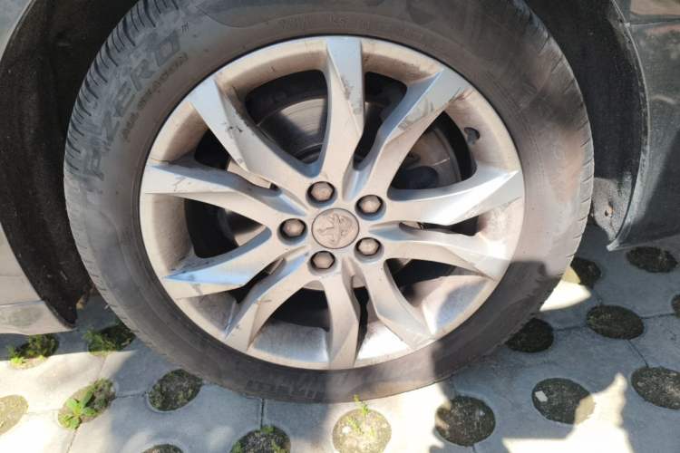 Used Peugeot 508 2011 2.3L Automatic Flagship Edition Right Front Wheel Hub